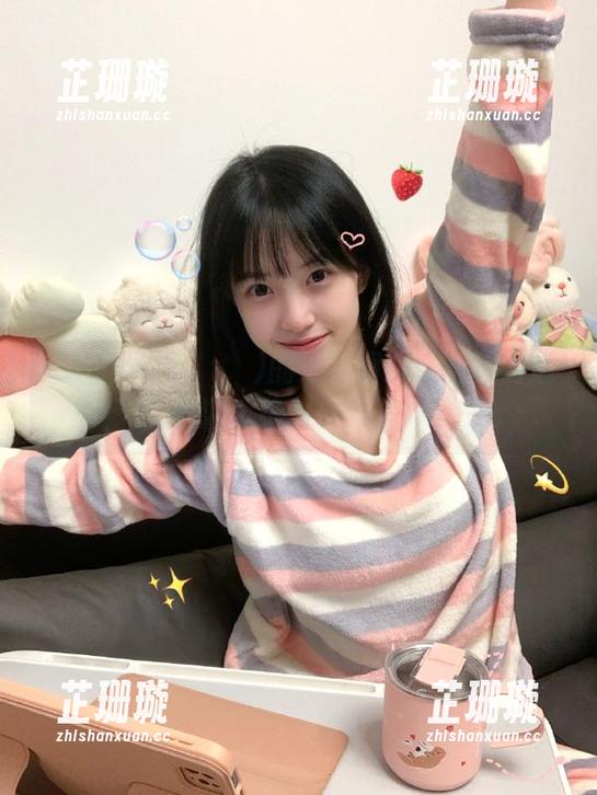 HaNari (하나리)的泳装图集：当美丽遇上水波，绝对值得下载！